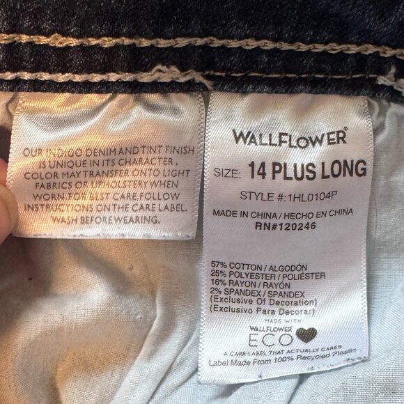 Wallflower Luscious Curvy Fit Bootcut Size 14 Plus Long EUC - Picture 3 of 8